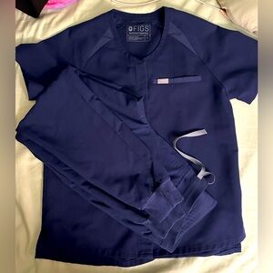 Figs uniform limited style top small, jogger small